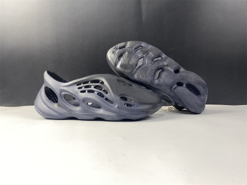  Arrenfashion  Arrenfashion Yeezy Foam Runne
