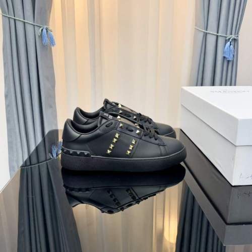 Women Men V*alentino Sneakers ( Arrenfashion)