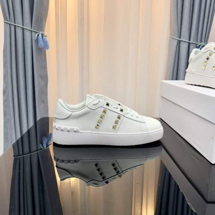 Women Men V*alentino Sneakers ( Arrenfashion)