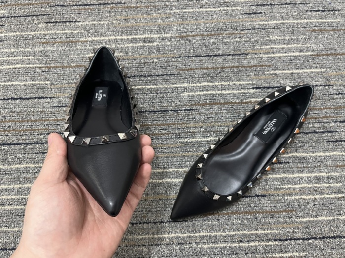 Arrenfashion Women 𝑉*𝐴𝐿𝐸𝑁𝑇𝐼𝑁𝑂 Top Sneakers