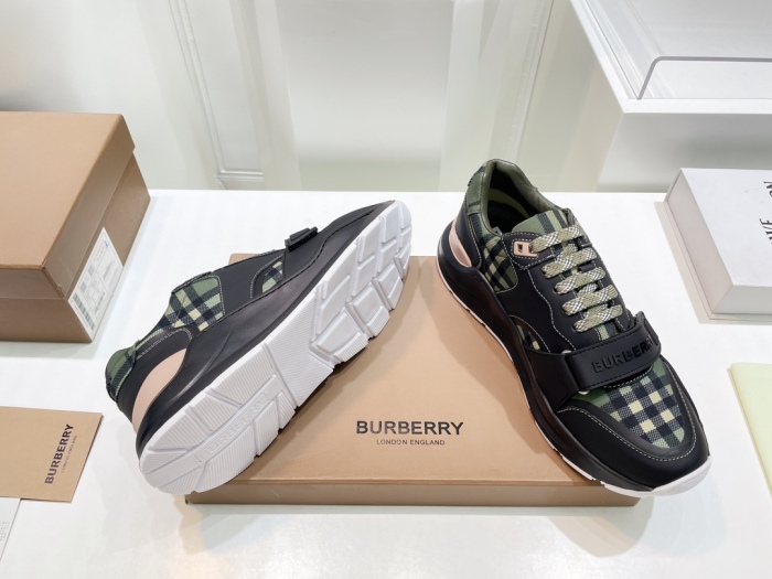  Arrenfashion Men Women B*rberry Sneaker