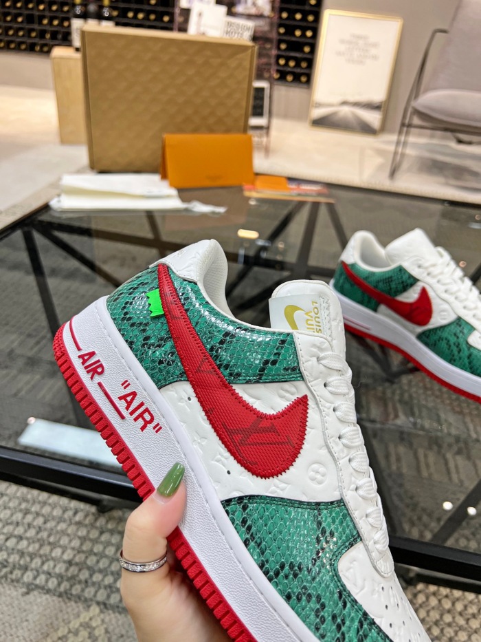Men Women L*ouis V*uitton x NIKE Sneakers ( Arrenfashion)