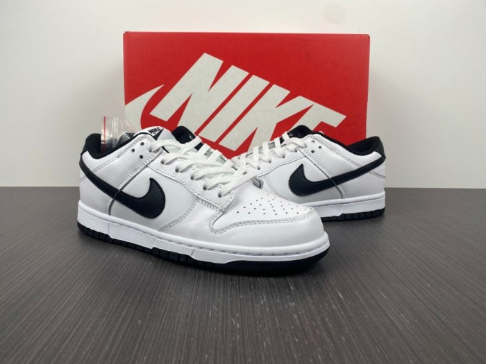  from Arrenfashion Nike Dunk Low white and black 2022 DD1503-113