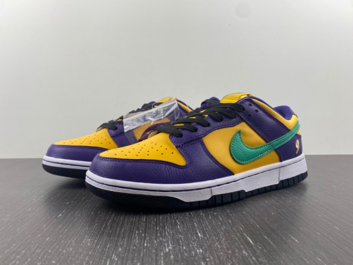  from Arrenfashion Nike SB Dunk Low DO9581-500