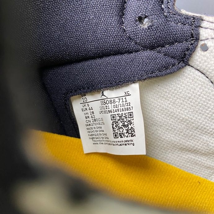  Arrenfashion Air Jordan 1 Yellow Toe 555088-711