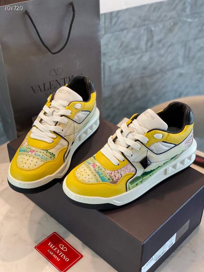  Arrenfashion Women Men V*alentino Sneakers ( Arrenfashion)