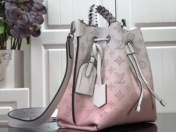  Arrenfashion L*ouis V*uitton Top Bag 25 x 25 x 20 cm