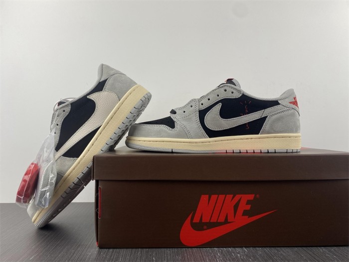  Arrenfashion T*ravis S*cott x Air Jordan 1 Low OG DM7866-010
