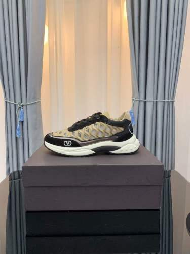 Women Men V*alentino Sneakers ( Arrenfashion)