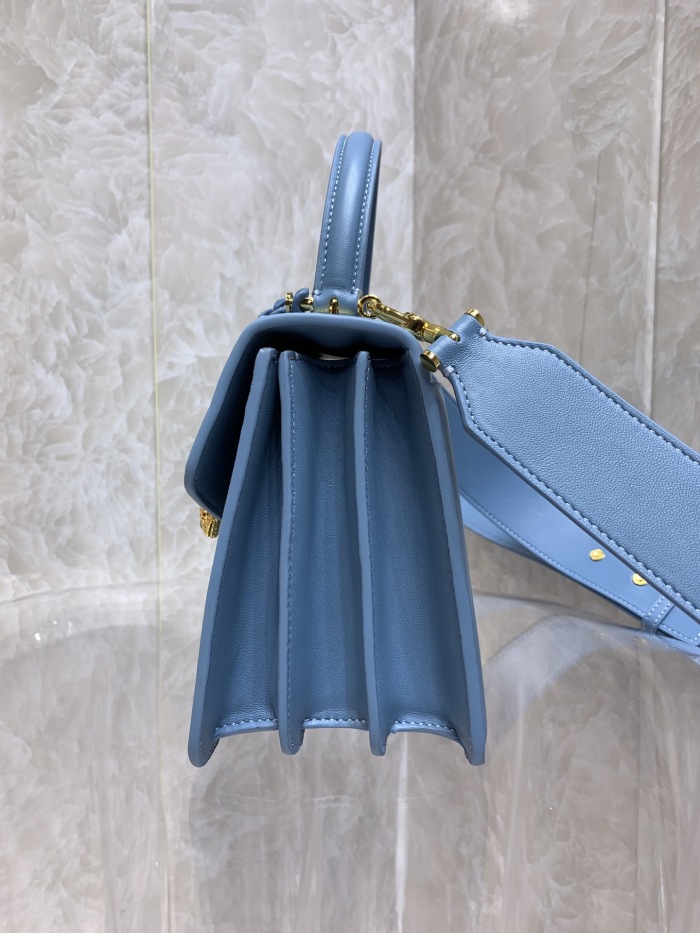  Arrenfashion B*vlgari Bag Top Quality 18*15*9.5CM