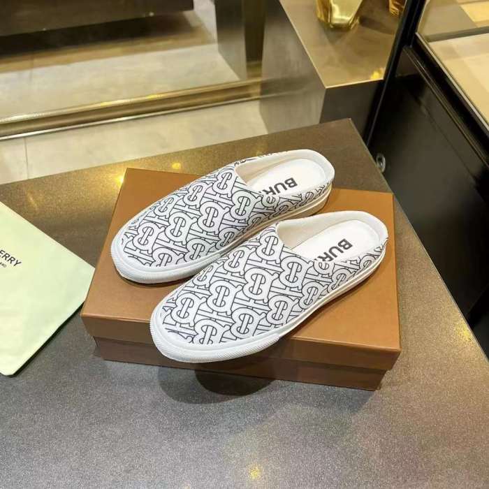 Men Women B*rberry Sneaker （Arrenfashion）