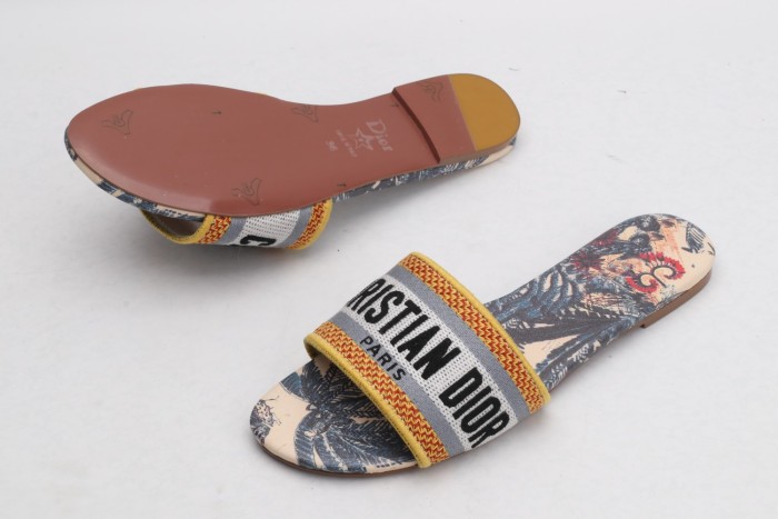  Arrenfashion Women D*or Sandals