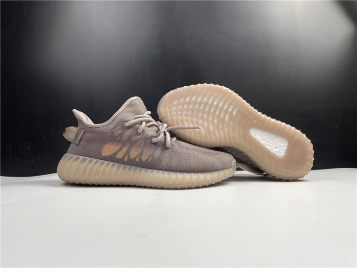  Arrenfashion  Arrenfashion Yeezy Boost 350 V2 GW2869