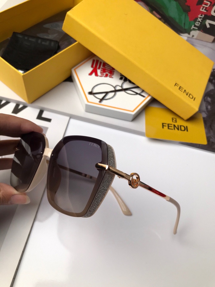  Arrenfashion F*endi Glasses Top