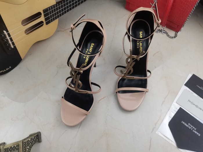  Arrenfashion Women Y*SL Top Pumps 10.5CM