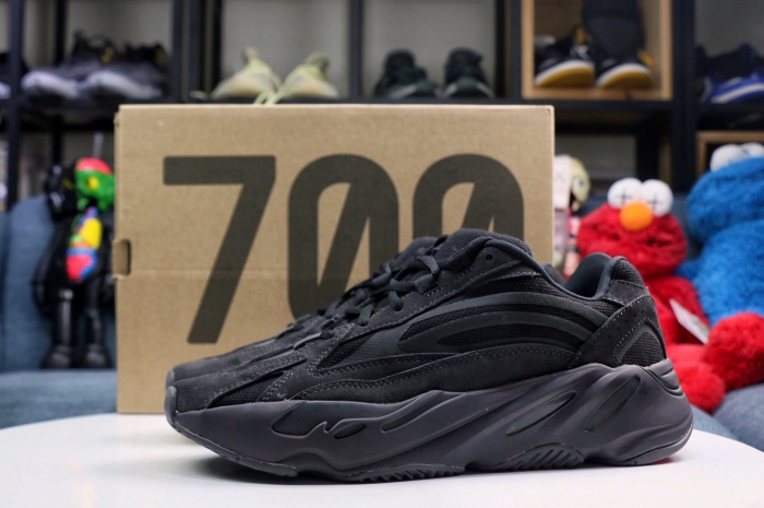  Arrenfashion  Arrenfashion Yeezy Boost 700 V2 “Vanta”