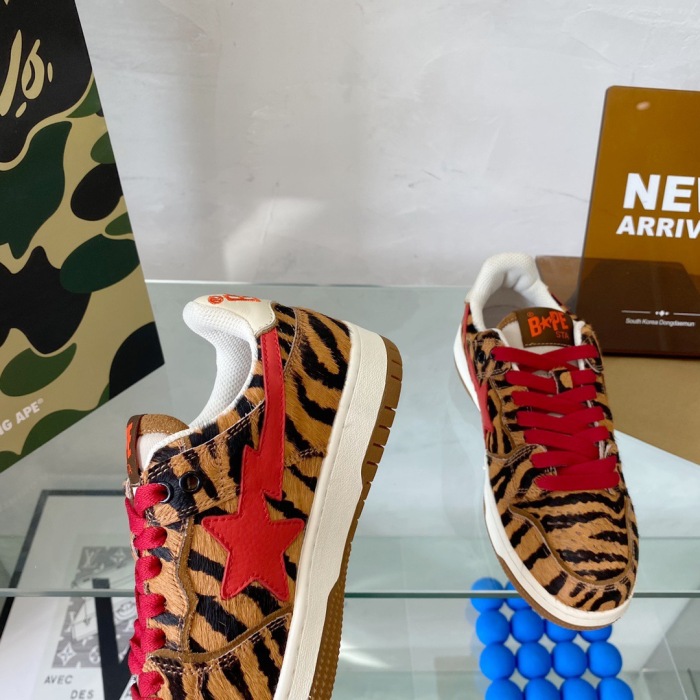 Women B*ape sta to low Top Sneaker ( arrenfashion)