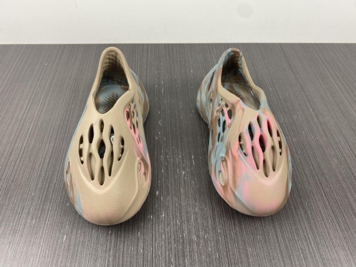  Arrenfashion  Arrenfashion Kids Yeezy Foam Runner GX8506