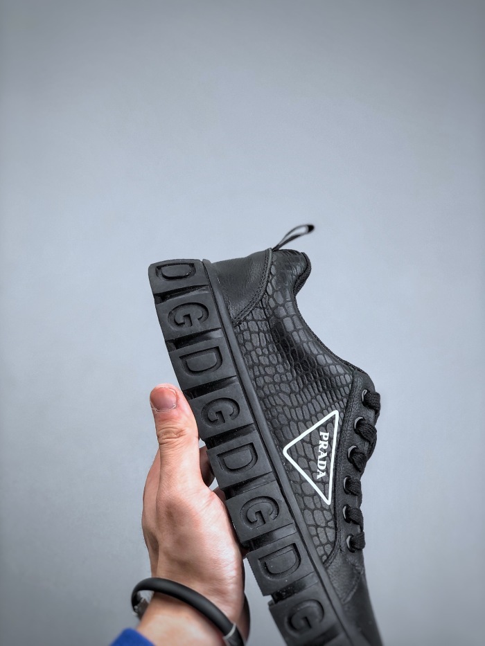 Men P*rada Top Sneaker （ Arrenfashion ）