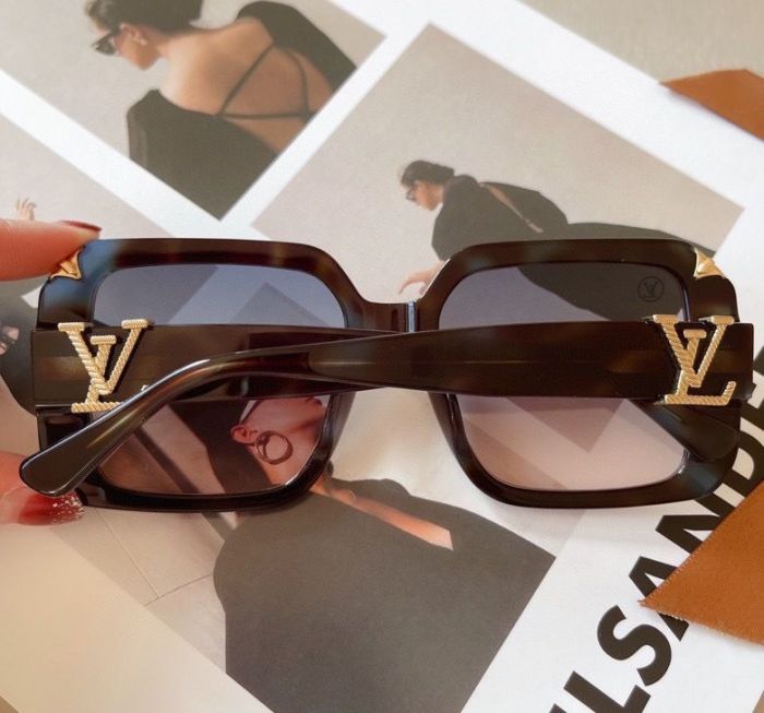  Arrenfashion Top Quality L*ouis V*uitton Glasses