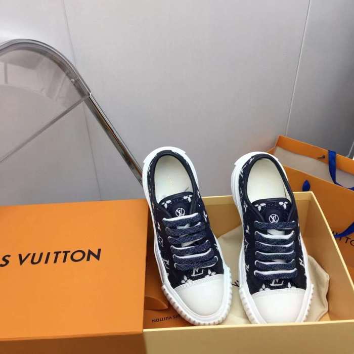 Women L*ouis V*uitton Top Sneaker (Arrenfashion)