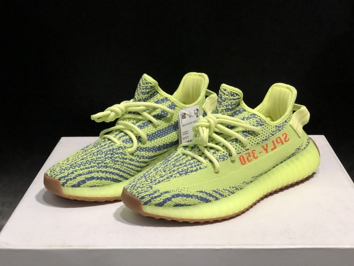  Arrenfashion  Arrenfashion Yeezy Boost 350 V2 Semi Frozen Yellow B37572