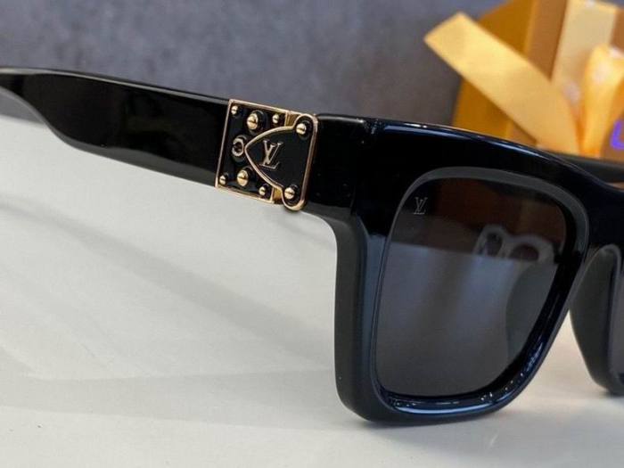  Arrenfashion Top Quality L*ouis V*uitton Glasses