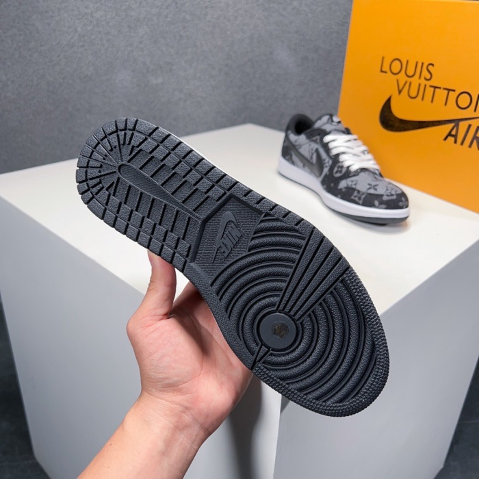 Men L*ouis V*uitton x NIKE Sneakers ( Arrenfashion)