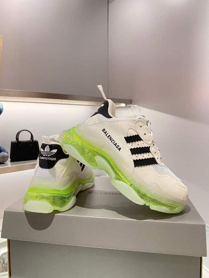 Women Men B*alenciaga Top Sneakers ( Arrenfashion )