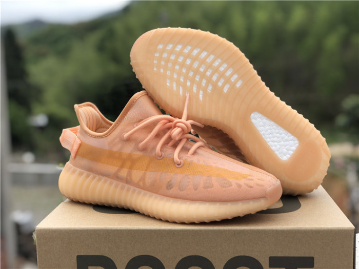  Arrenfashion  Arrenfashion Yeezy Boost 350 V2 GW2870