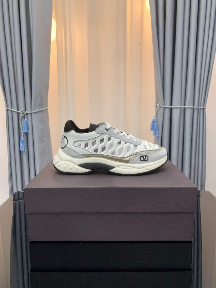 Women Men V*alentino Sneakers ( Arrenfashion)