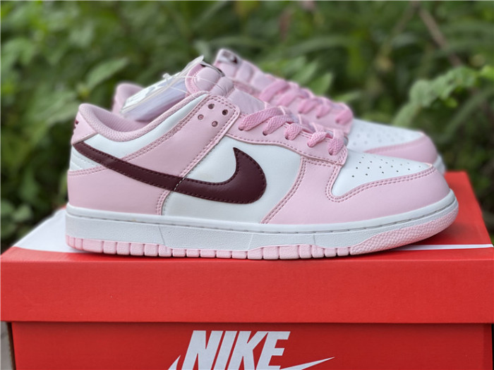  from Arrenfashion Nike SB Dunk Low CW1590-601