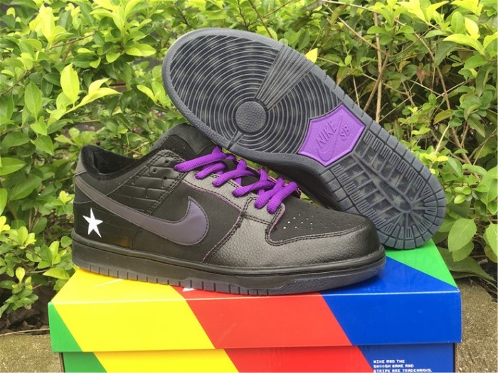  from Arrenfashion Familia x Nike SB Dunk Low First Avenue DJ1159-001