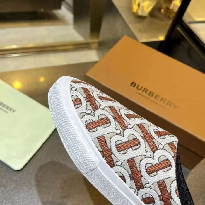 Men Women B*rberry Sneaker （Arrenfashion）