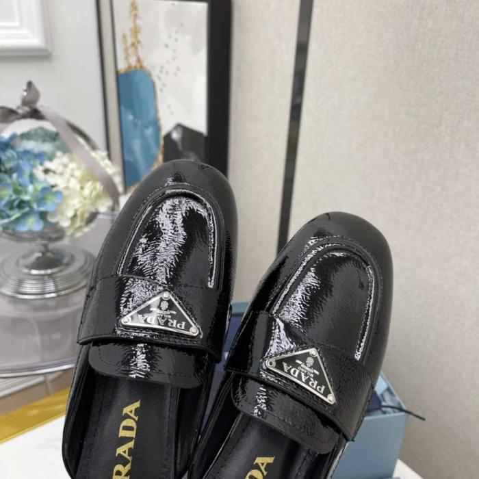  Arrenfashion Women P*rada Top Slippers