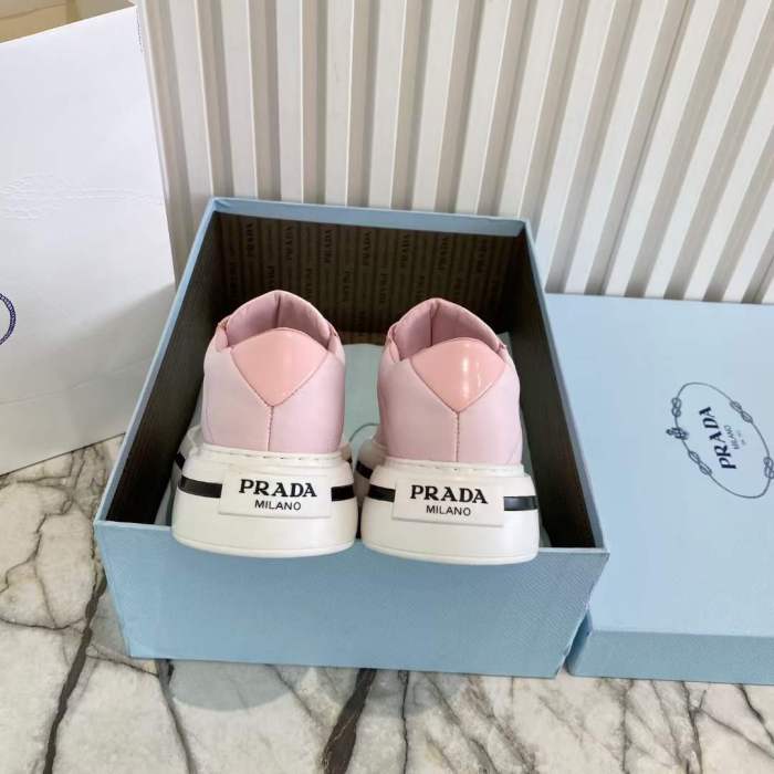  Arrenfashion Women P*rada Top Sneakers
