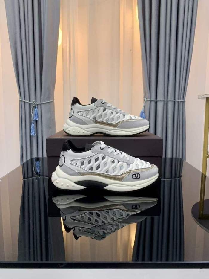 Women Men V*alentino Sneakers ( Arrenfashion)
