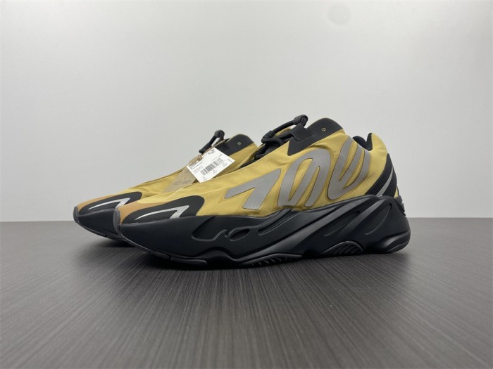  Arrenfashion  Arrenfashion Yeezy Boost 700 MNVN “Honey Flux” GZ0717