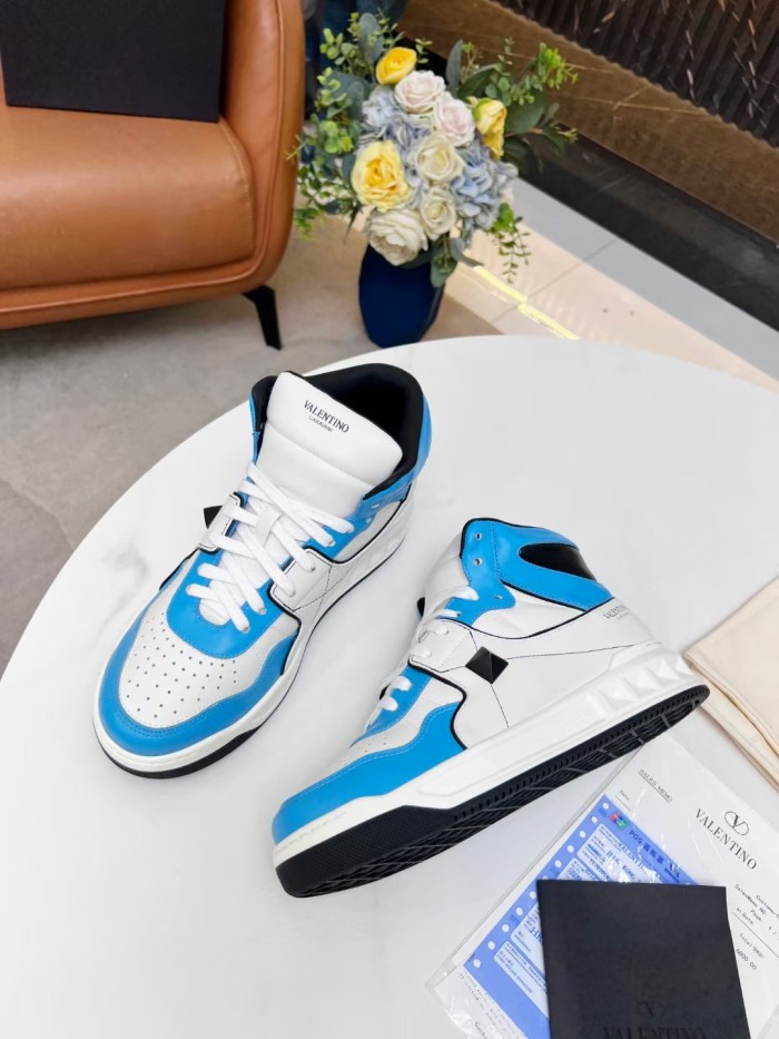  Arrenfashion Women Men V*alentino Sneakers ( Arrenfashion)