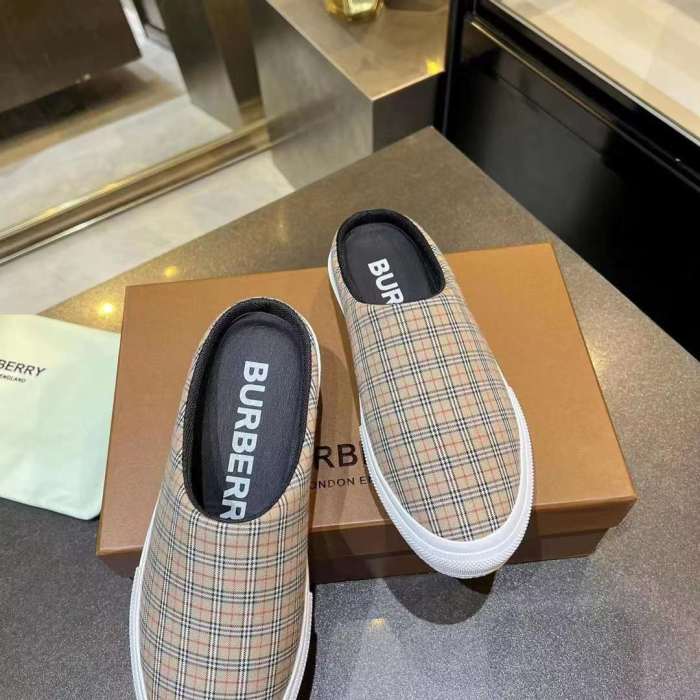 Men Women B*rberry Sneaker （Arrenfashion）