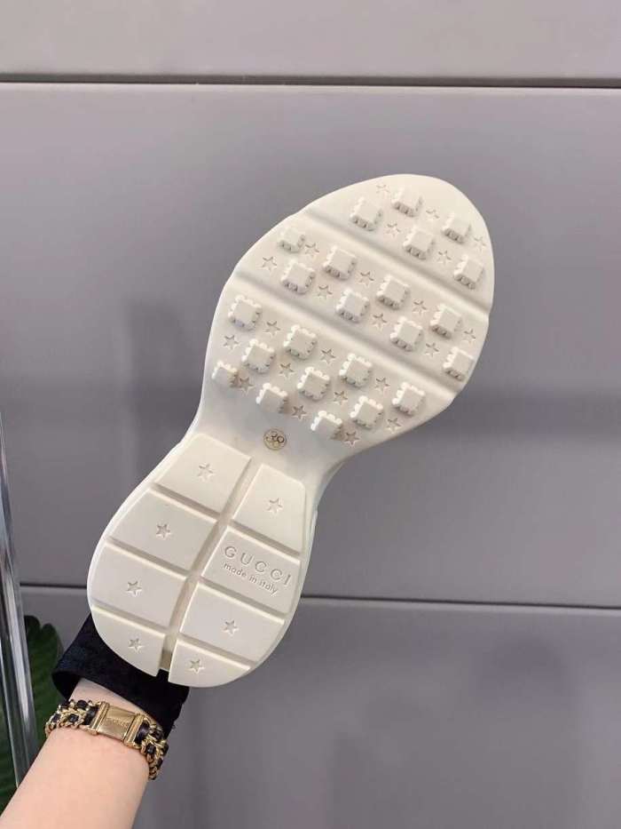 Men Women G*ucci Sneakers ( Arrenfashion)