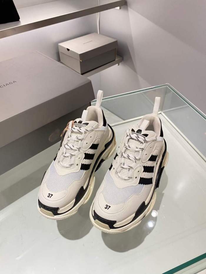 Women Men B*alenciaga Top Sneakers ( Arrenfashion )
