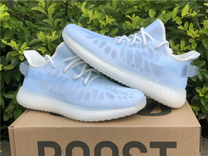 Arrenfashion  Arrenfashion Yeezy Boost 350 V2 GW2869