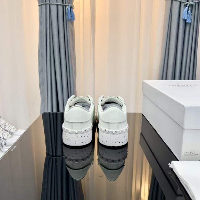 Women Men V*alentino Sneakers ( Arrenfashion)