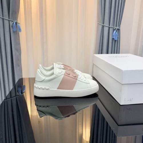 Women Men V*alentino Sneakers ( Arrenfashion)