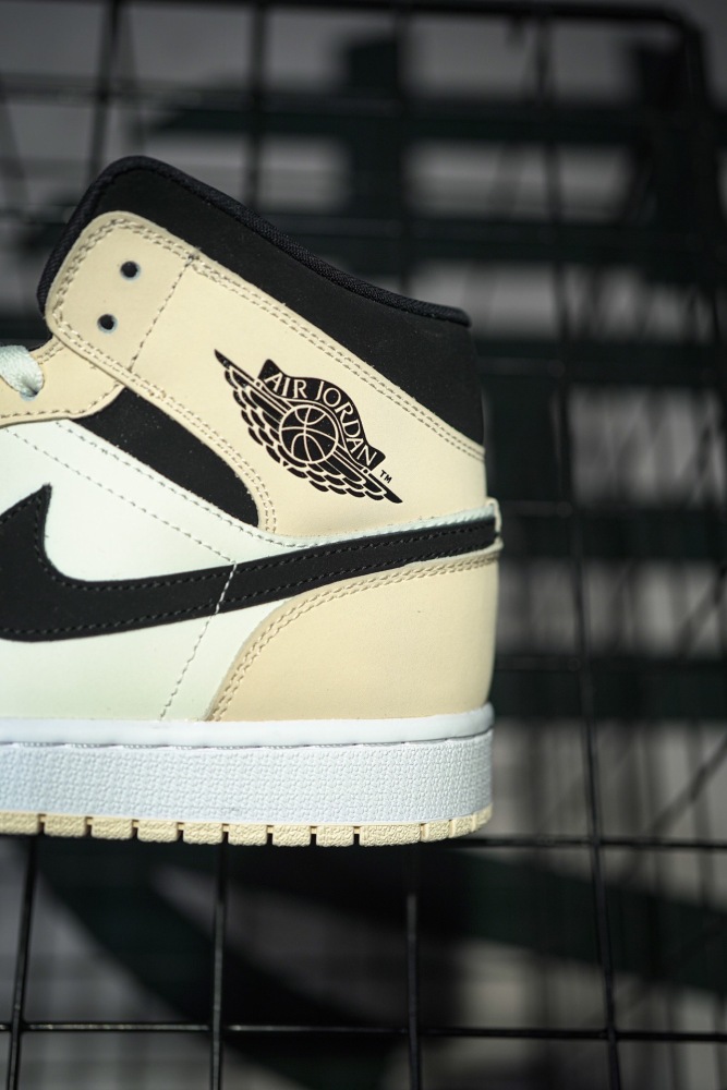 Nike Air Jordan 1 High AJ1 ( Arrenfashion)