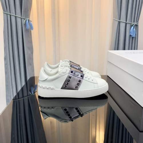 Women Men V*alentino Sneakers ( Arrenfashion)