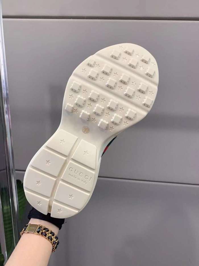 Men Women G*ucci Sneakers ( Arrenfashion)