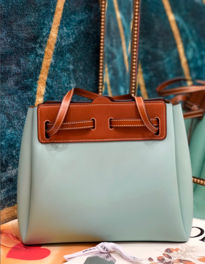  Arrenfashion L*oewe Top Bag 24x17x6.5cm