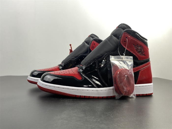  Arrenfashion Air Jordan 1 High OG “Bred Patent” 555088-063